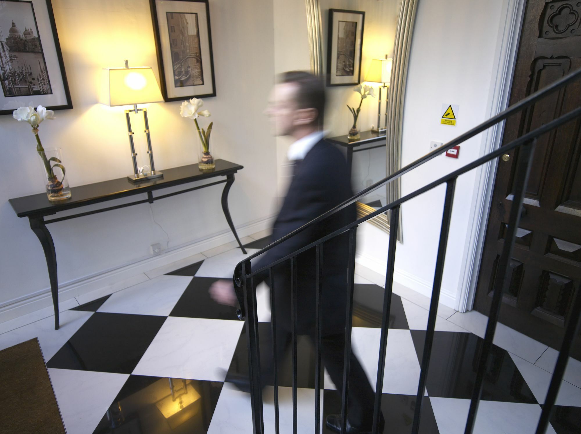 צ'לטנהם Strozzi Palace Suites By Mansley מראה חיצוני תמונה