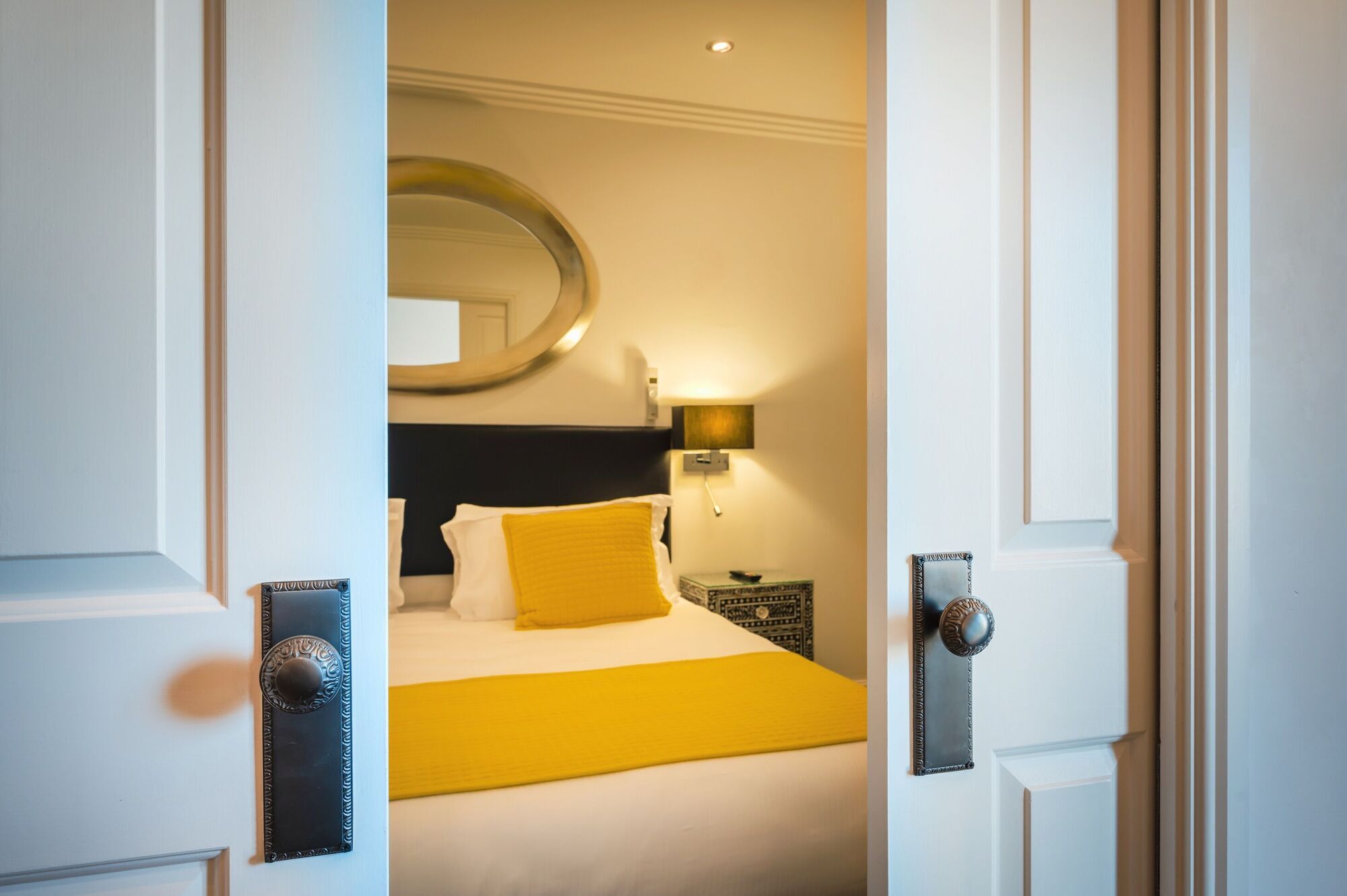 צ'לטנהם Strozzi Palace Suites By Mansley מראה פנימי תמונה